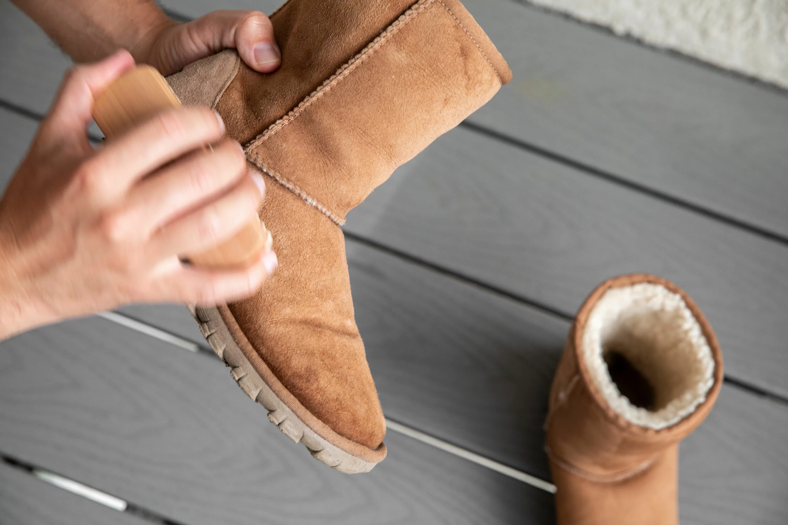 Угги зеленые. Угги пушистые. Угги мужские. Угги после носки. Химчистка угги в москве.