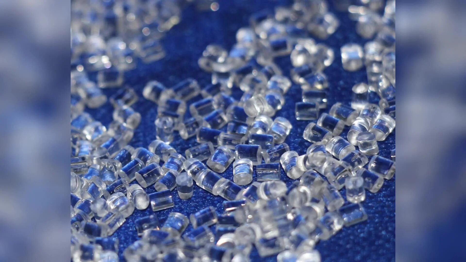 Полиамид па12-лп. Мегализун 900. 218-022 lastiks мегализун с блестками, ведро 500г, полимер, 10,8х8,8х8,8 см, 12 цветов. Ведро 900 г. Nylon 12 (полиамид 12).