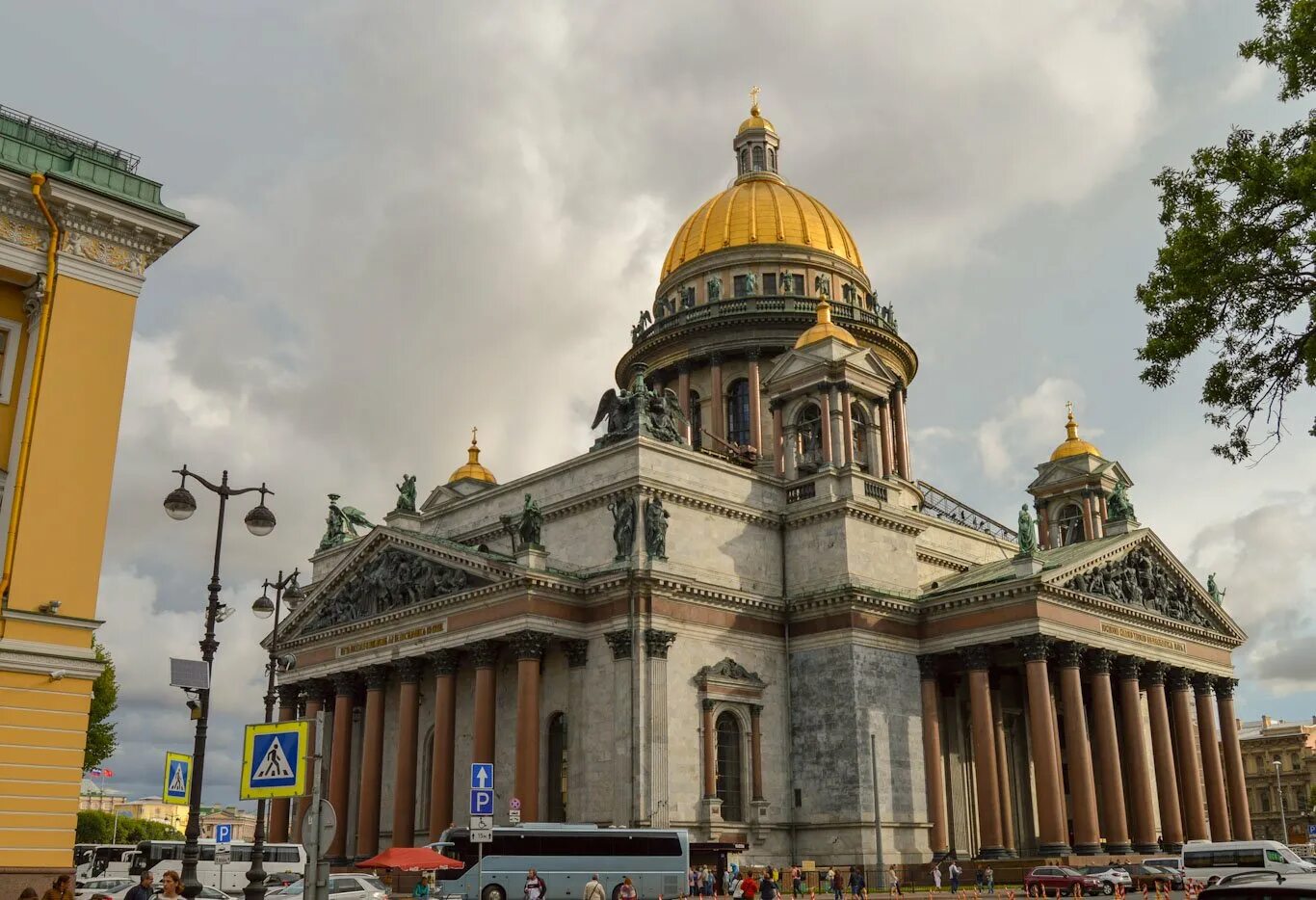 Зодчий исаакиевского собора. Исакиевский србор в Санк питербурге.