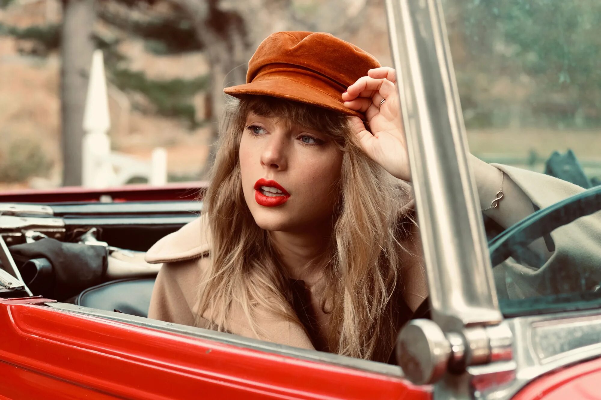 Тейлор хиты. Taylor Swift. Тейлор Свифт 2022. Тейлор Свифт 2021. Тейлор Свит all too well.