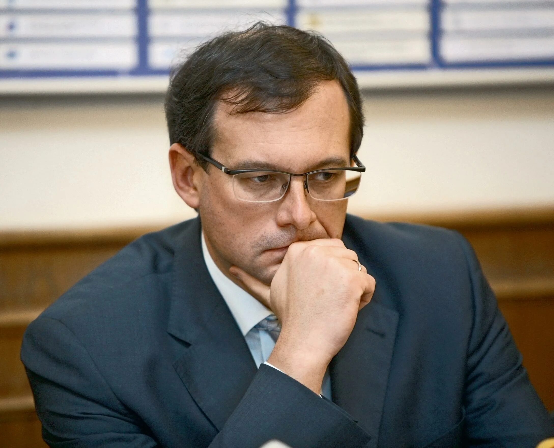 Банк россии кому принадлежит. Акционеры центробанка россии. Центральный банк принадлежит россии. Банк югра вкладчики фото. Кому принадлежит центральный банк.