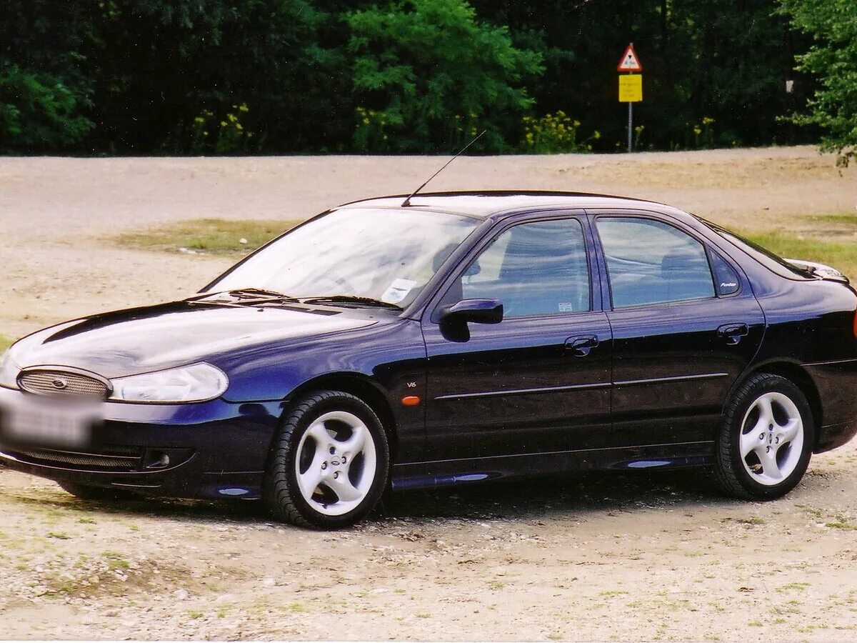Форд Мондео 1 поколения. Ford Mondeo 1998. Форд Mondeo 1998. Форд Мондео 1998 седан.