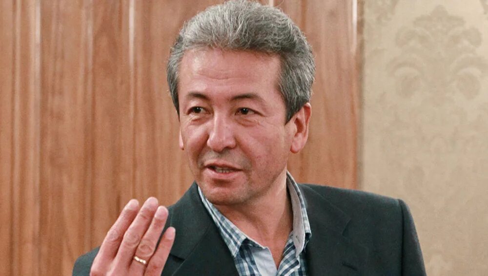 Мадумаров. Адахан кимсанбаевич. Адахан мадумаров жогорку кенеш. Адахан кимсанбаевич мадумаров. Адахан кимсанбаевич мадумаров.