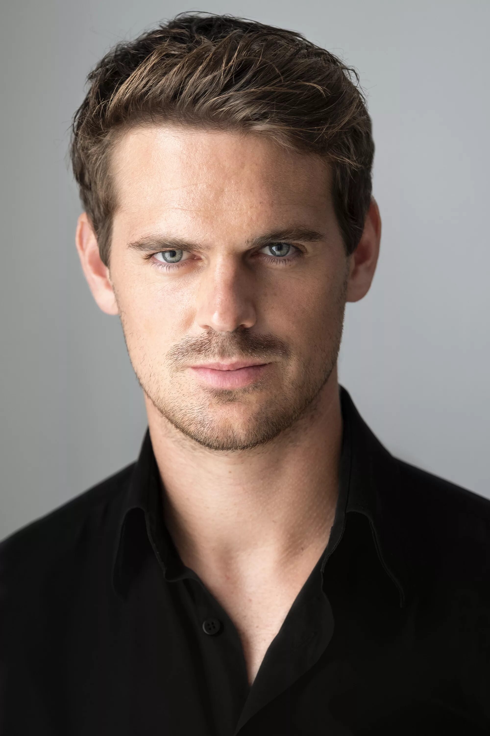 Carlos ramos actor. Goncalo ramos. gonzalo. гонсало певец. гонсало рамос фото.