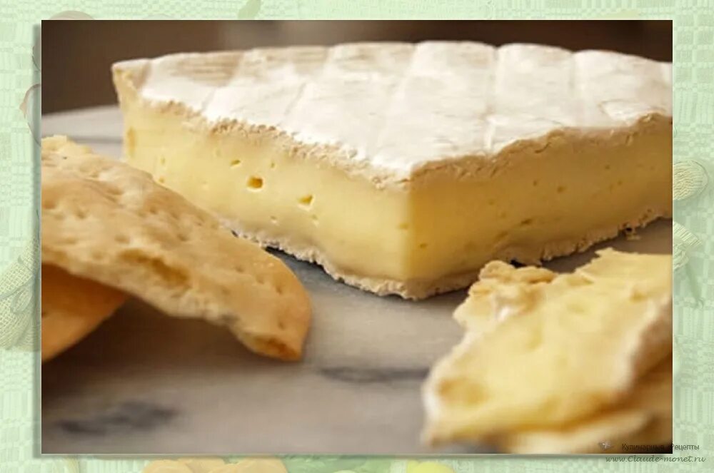 Почему сыр белый. Бри де Нанжи. Сыр Бри Cheese. Сыр "Бри" с белой плесенью. Сыр Бри Франция.