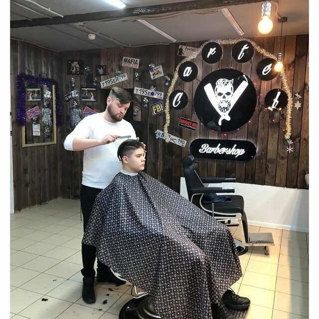 барбершоп королев пионерская. барбершоп бородач спб. барбершоп на исаева королев. королёв барбершоп. Cartel барбершоп.