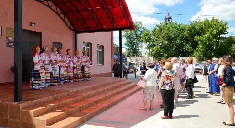 Посёлок светлое поле Самарская область. Светлое поле Самара. СДК светлый светлое поле Самарская область. ДК посёлок светлый.