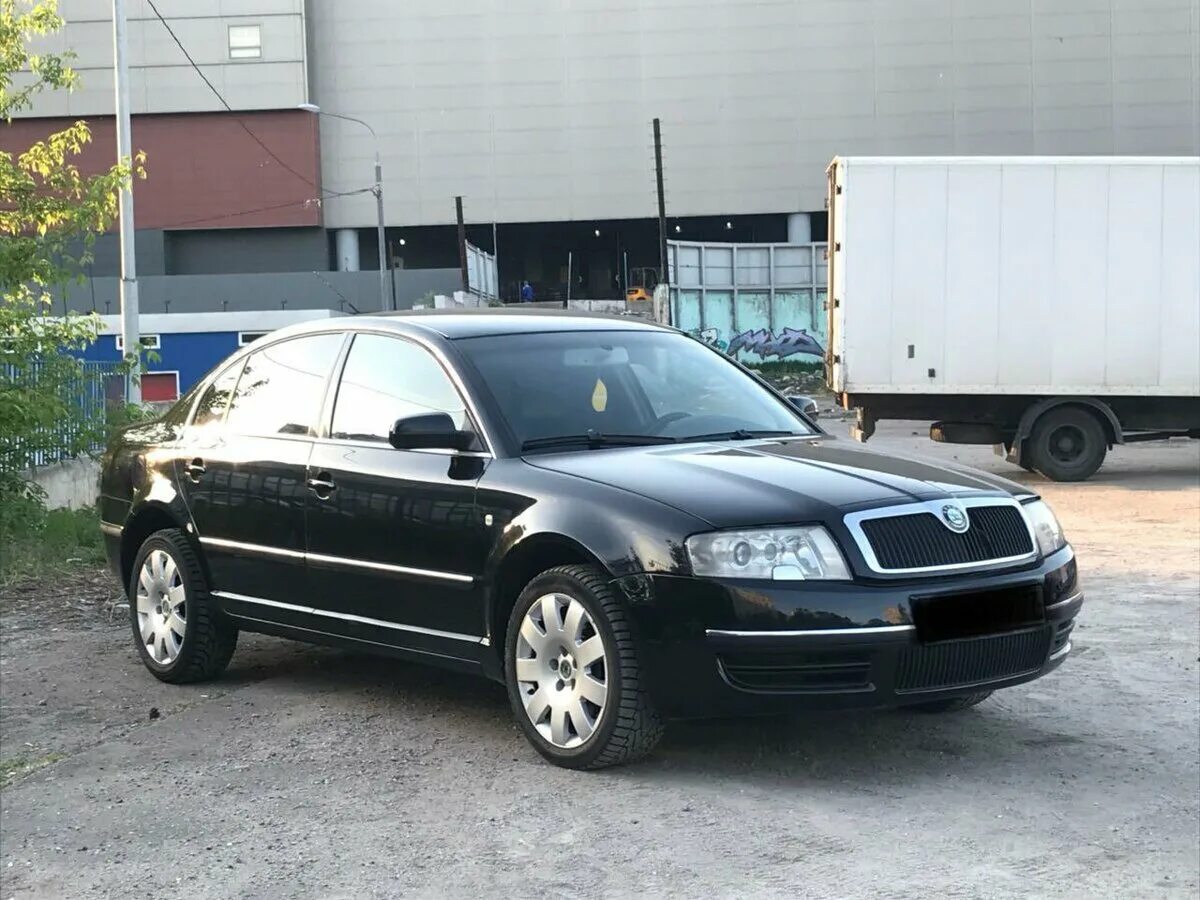 Купить шкоду 2004. Skoda Superb 2004. Шкода Суперб 2004. Шкода Суперб 2004 года.