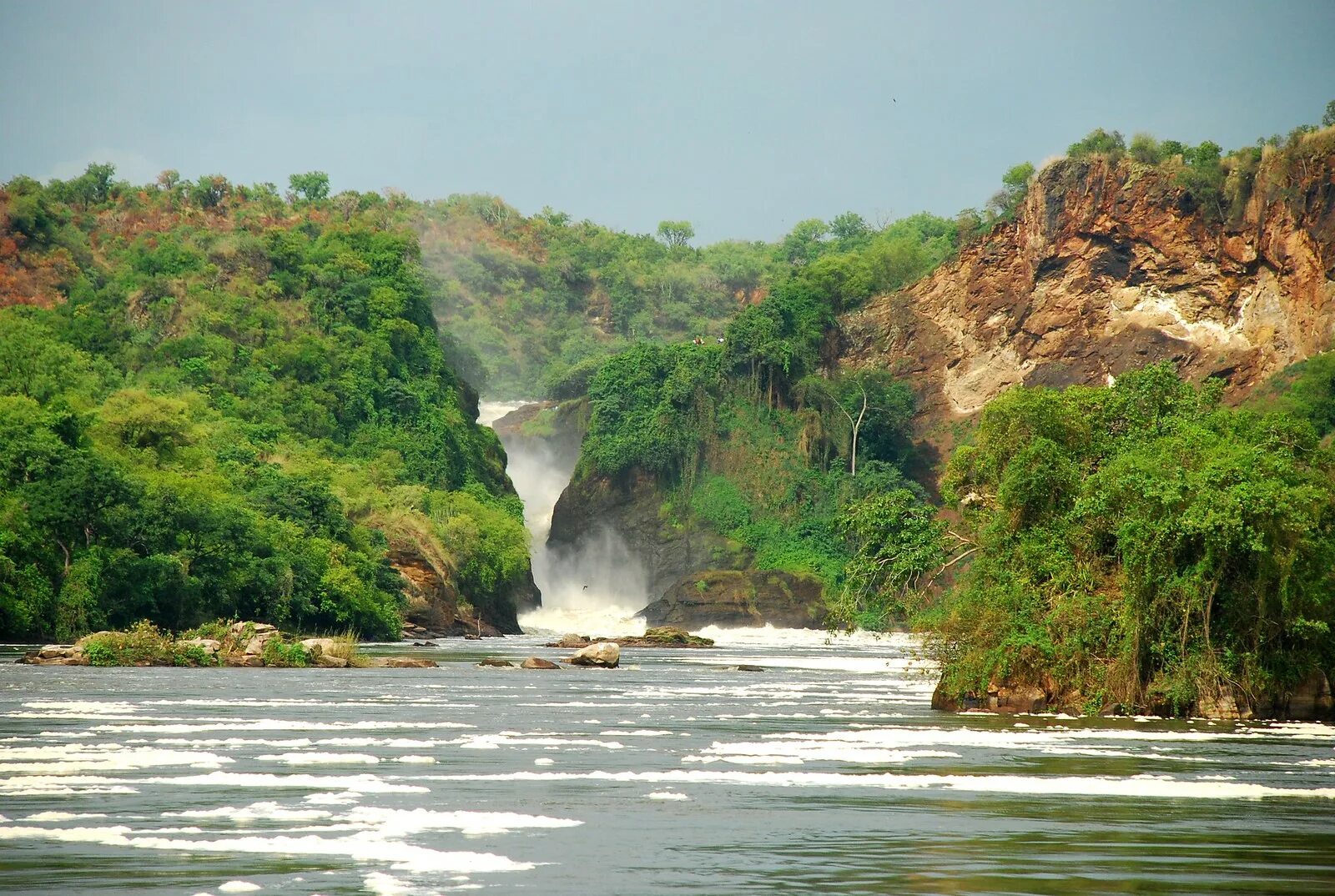 Africa river. Река Конго в ДРК.