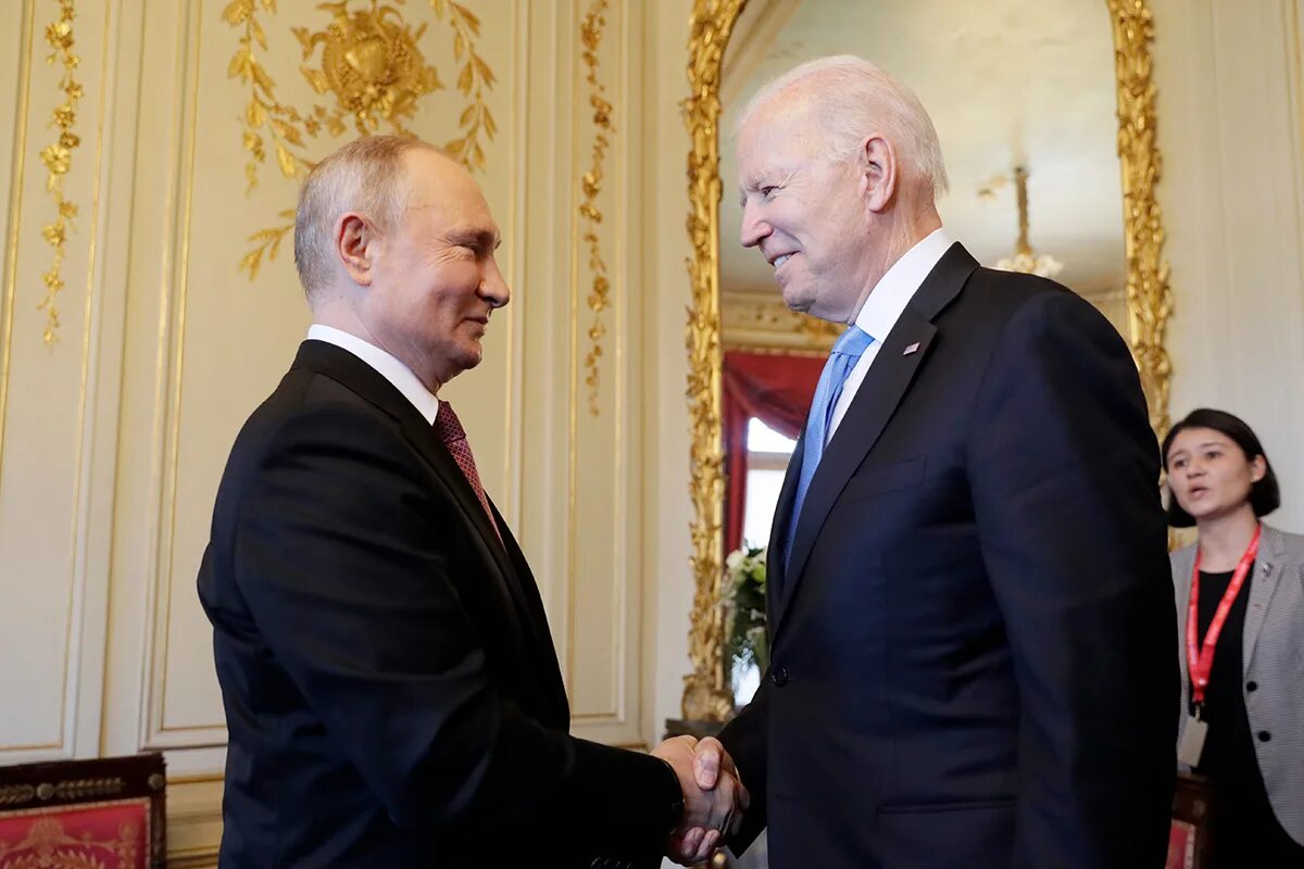 Встреча с путиным видео. Встреча с путиным видео. Встреча президентов. Встреча дагестанской девочки с путиным. Чаепитие у президента.