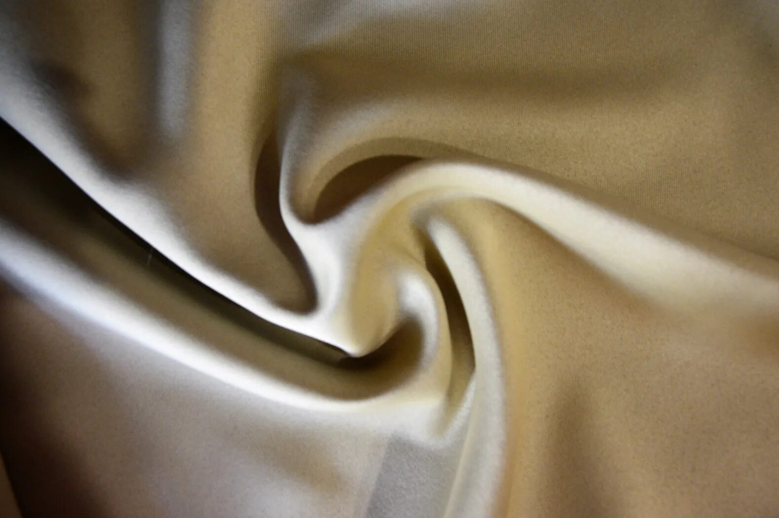 Кулирка кофе. Кашкорсе пенье 280. Сам ткань. Кашкорсе коралл. Креп шифон горох.