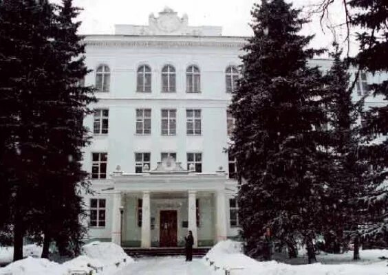 Московский национальный институт бизнеса. Ниб национальный институт. Ниб. Tennisshead обложки на русском. Ниб.