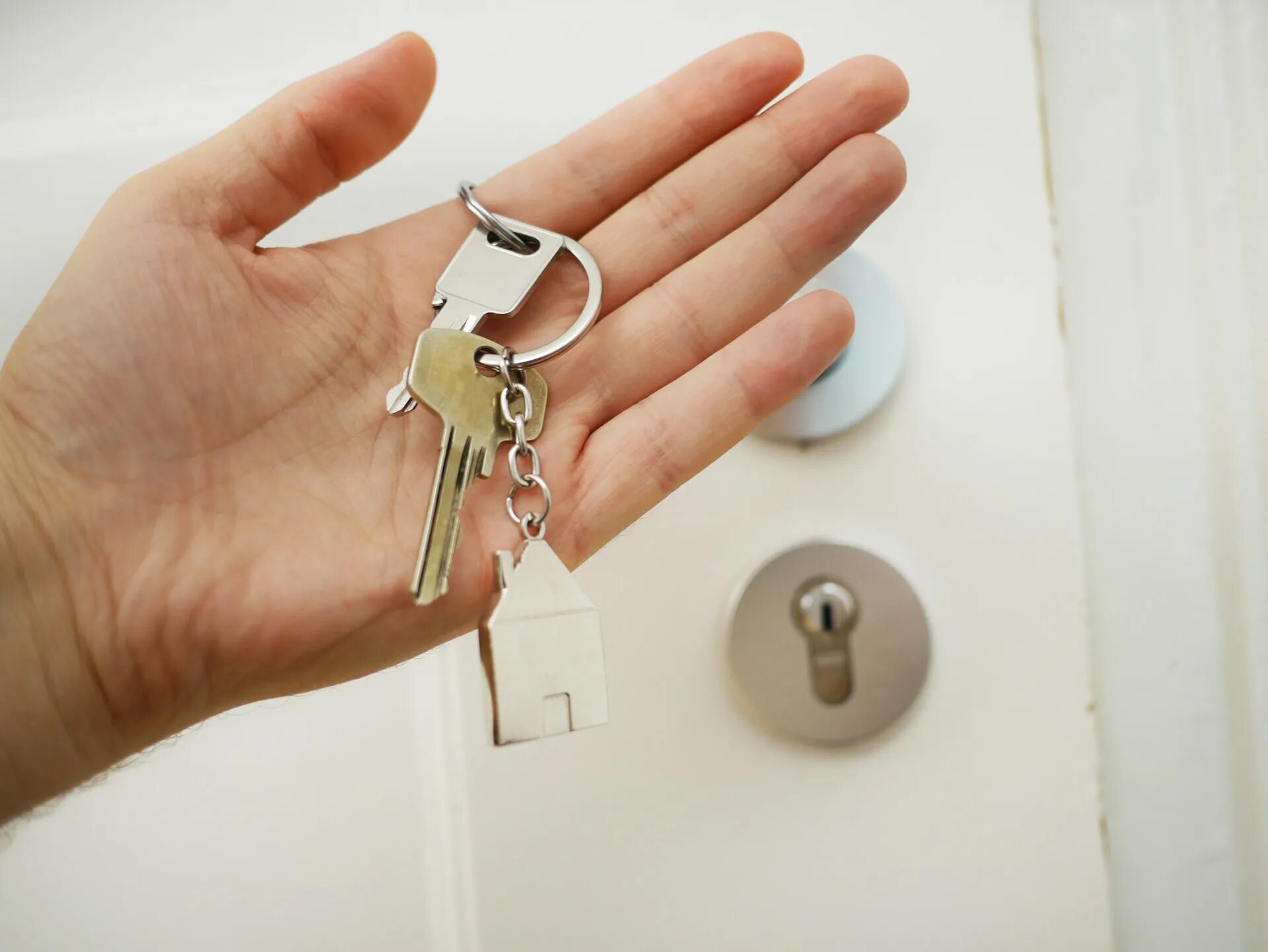 Ключи от квартиры. Дизайнерские ключи от квартир. Ключи от новой квартиры. Ключи от дома.