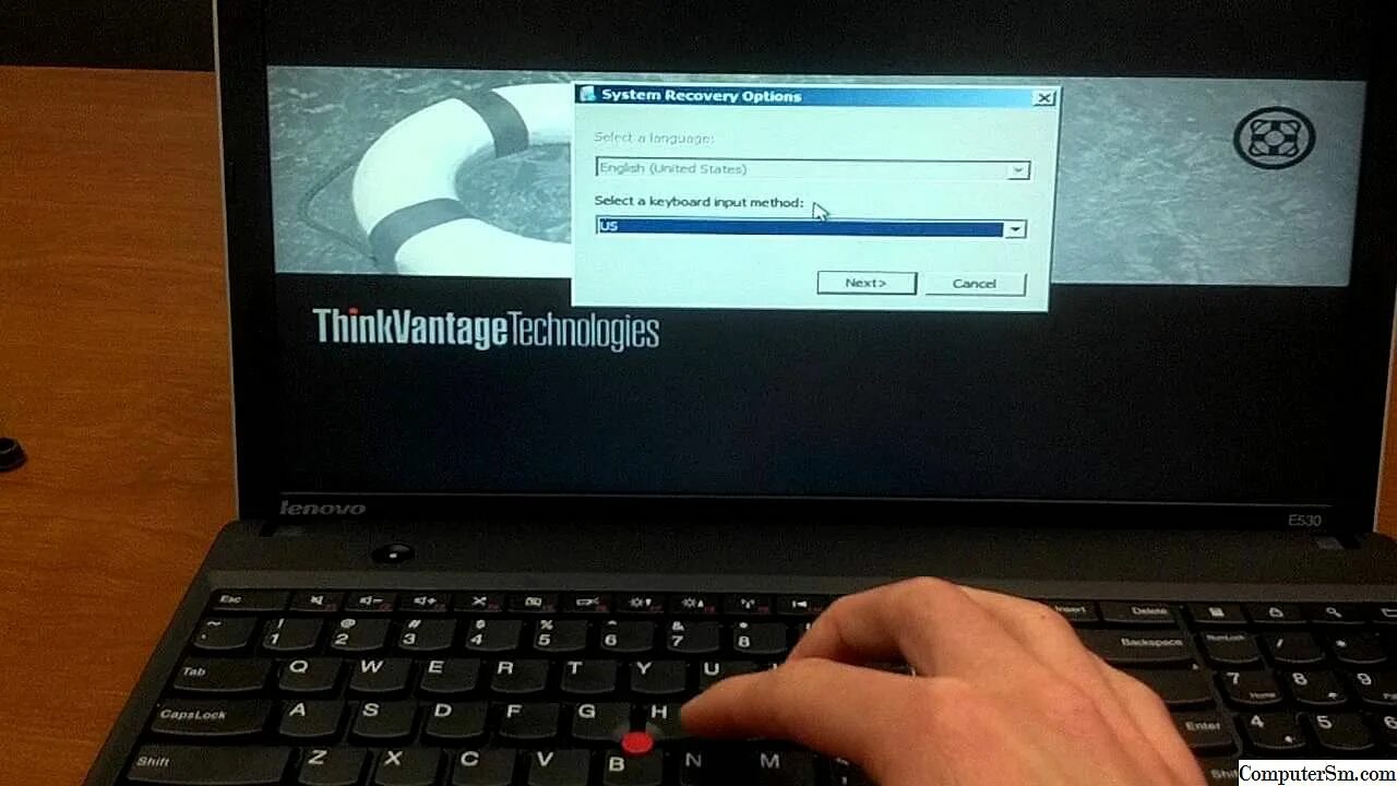 Как полностью отключить ноутбук. Перезагрузи ноутбук. lenovo recovery ноутбук. перезагрузка ноутбука. рекавери на ноутбуке.