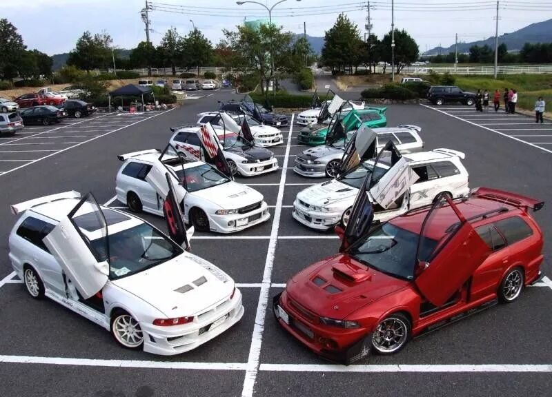 Авто из японии с 1 апреля. Японские машины. Коллекция японских автомобилей. Японские Тачки из 90. Куча японских машин.