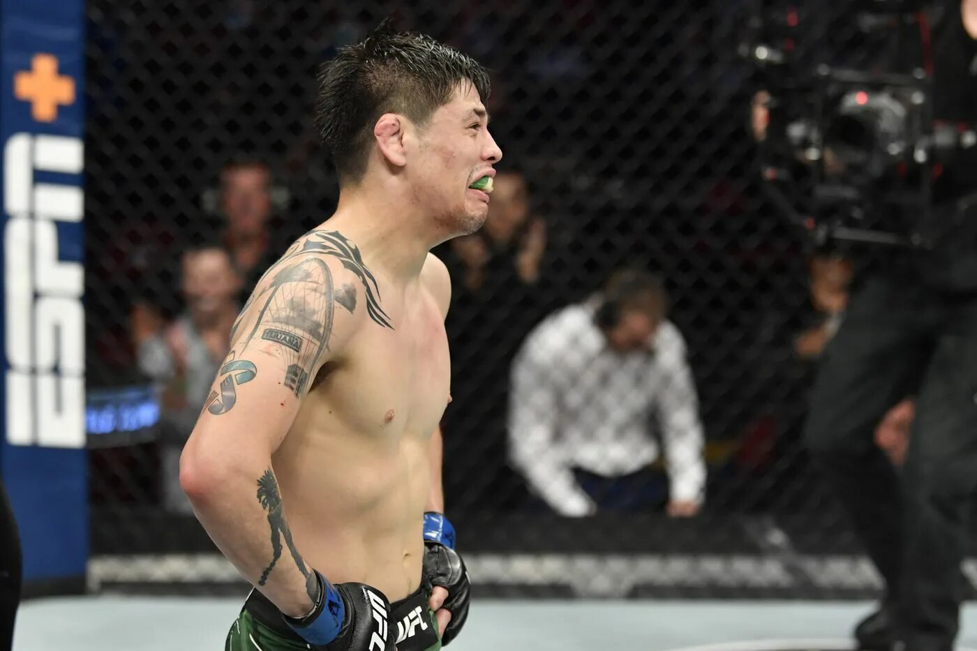 Брэндон морено brandon moreno. Причёска морено. Брендон морено. Брендон морено боец. Морено фигередо.