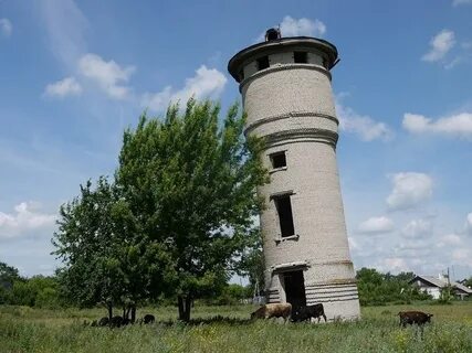 Водонапорная башня в селе