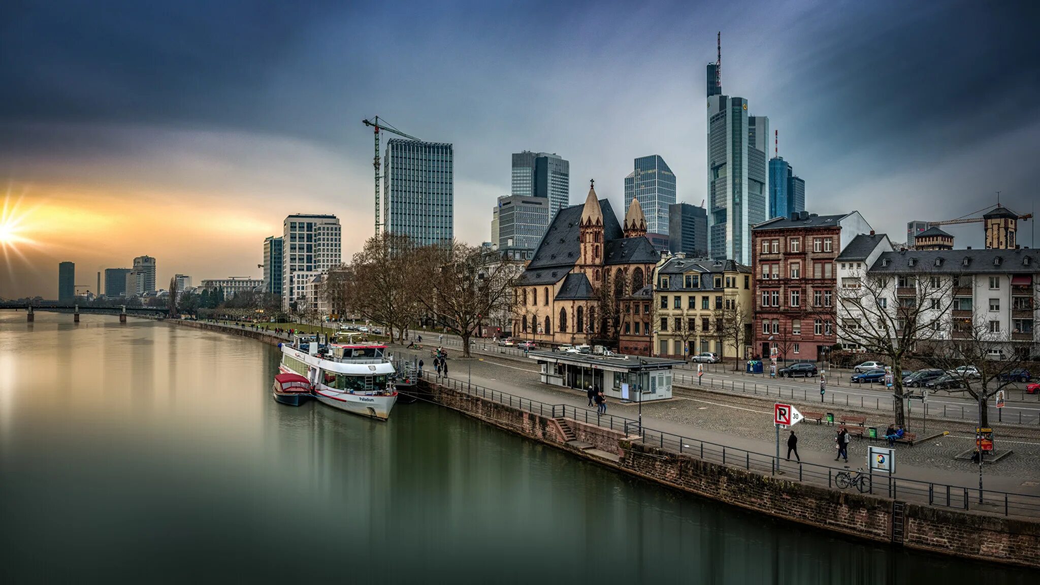 Река майн Франкфурт. Франкфурт-на-Майне Гессен. Франкфурт-на-Майне Frankfurt am main. Гессен Германия Франкфурт. Le main