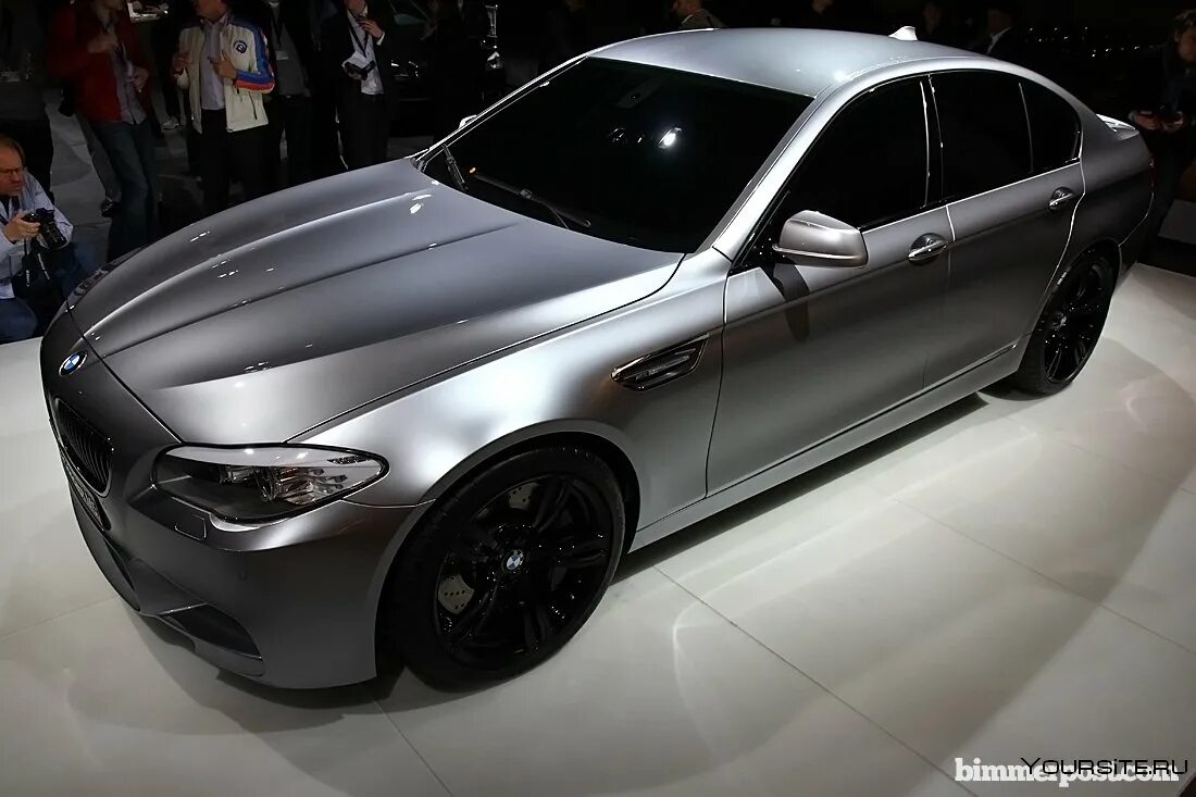 Глянцевый форум. BMW Grey Metallic. Серый металлик БМВ. BMW 3 g20 серый мат. Moon Stone Metallic BMW f10.