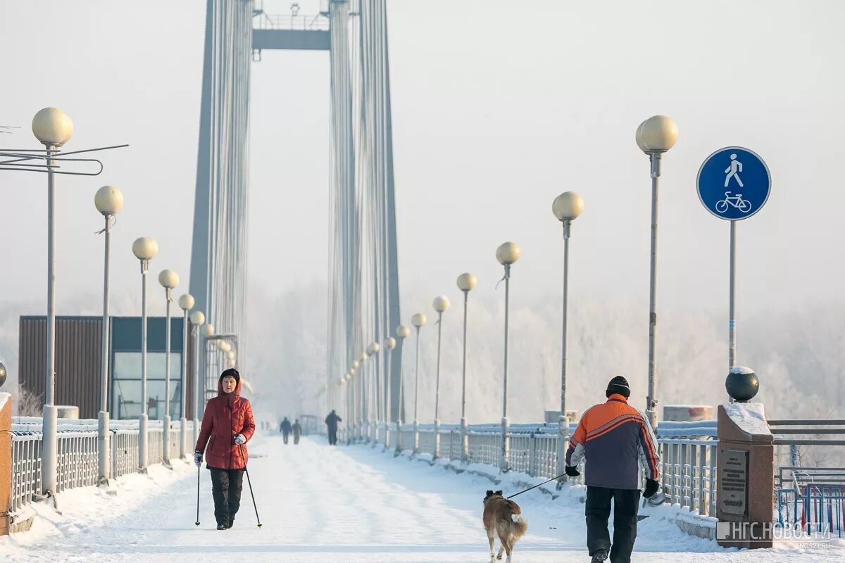 Красноярск зимой люди. Красноярск люди зима. Красноярск население. Красноярск зима жители. Население красноярска на 2024 год