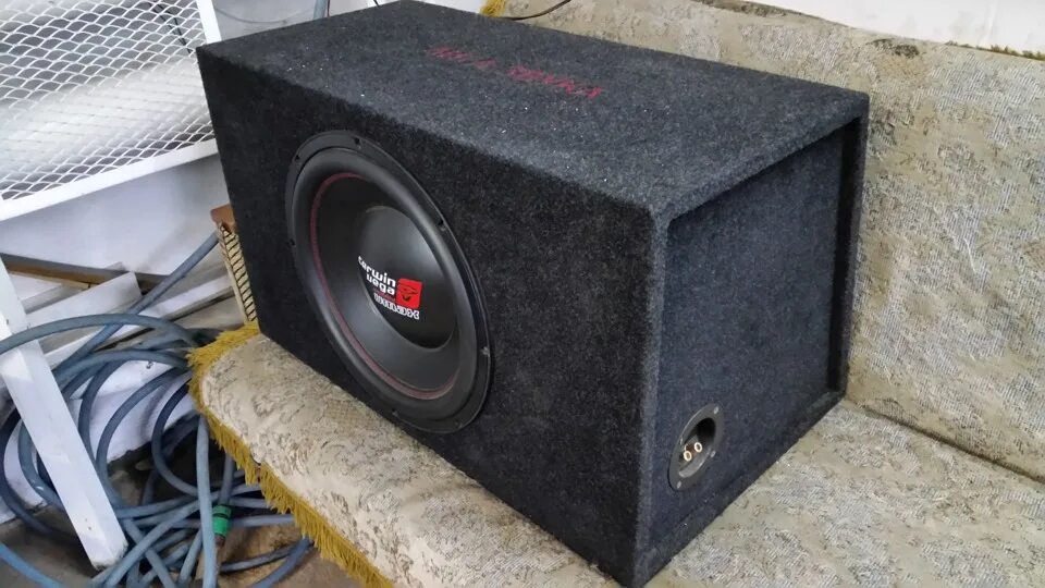 Старые сабвуферы. Старинный сабвуфер. Динамик саба mystery. Сабвуфер старый старый. Домашний сабвуфер старые.