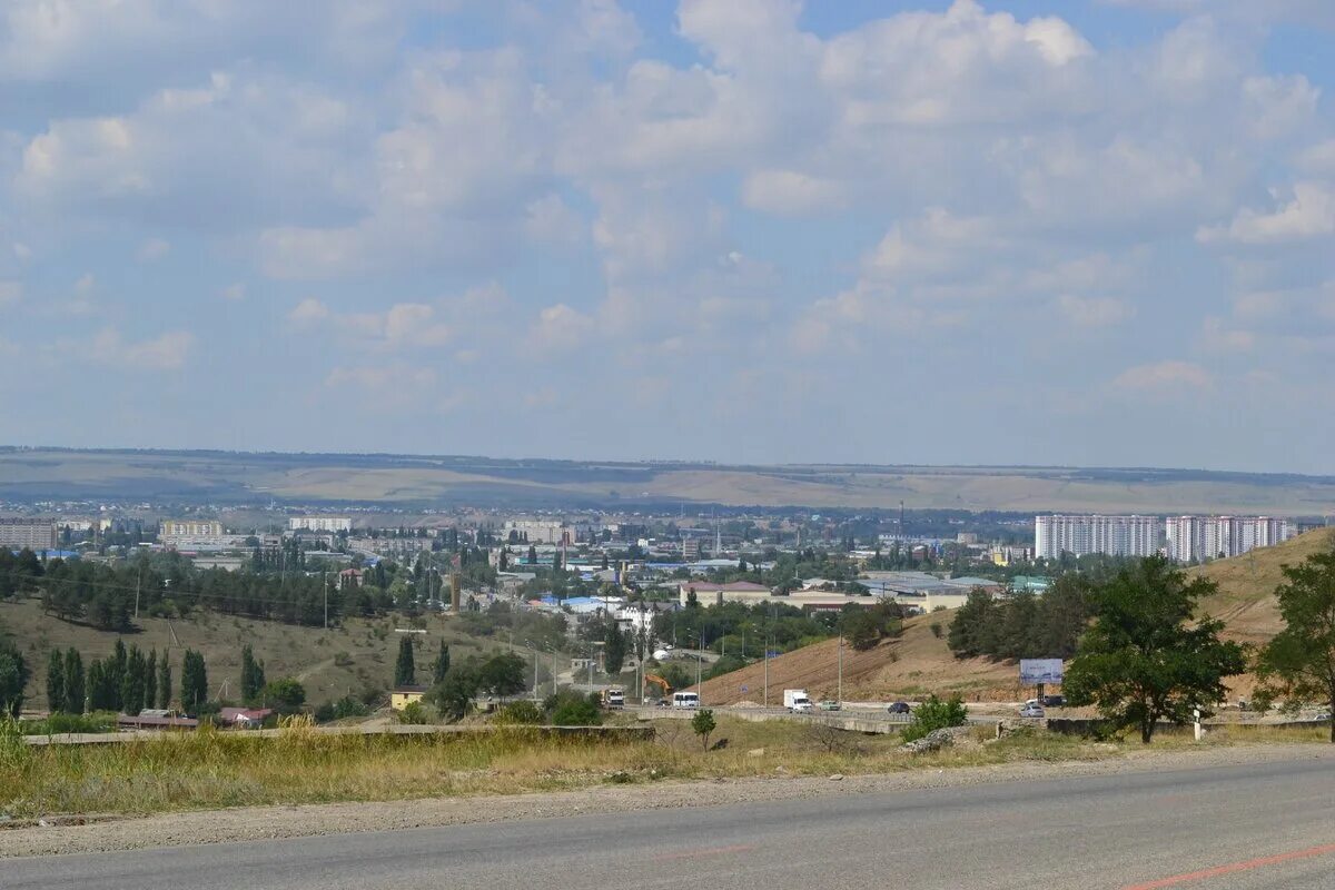 Панорама город Черкесск. Окраины Черкесска. Россия Черкесск. Псыж панорама.