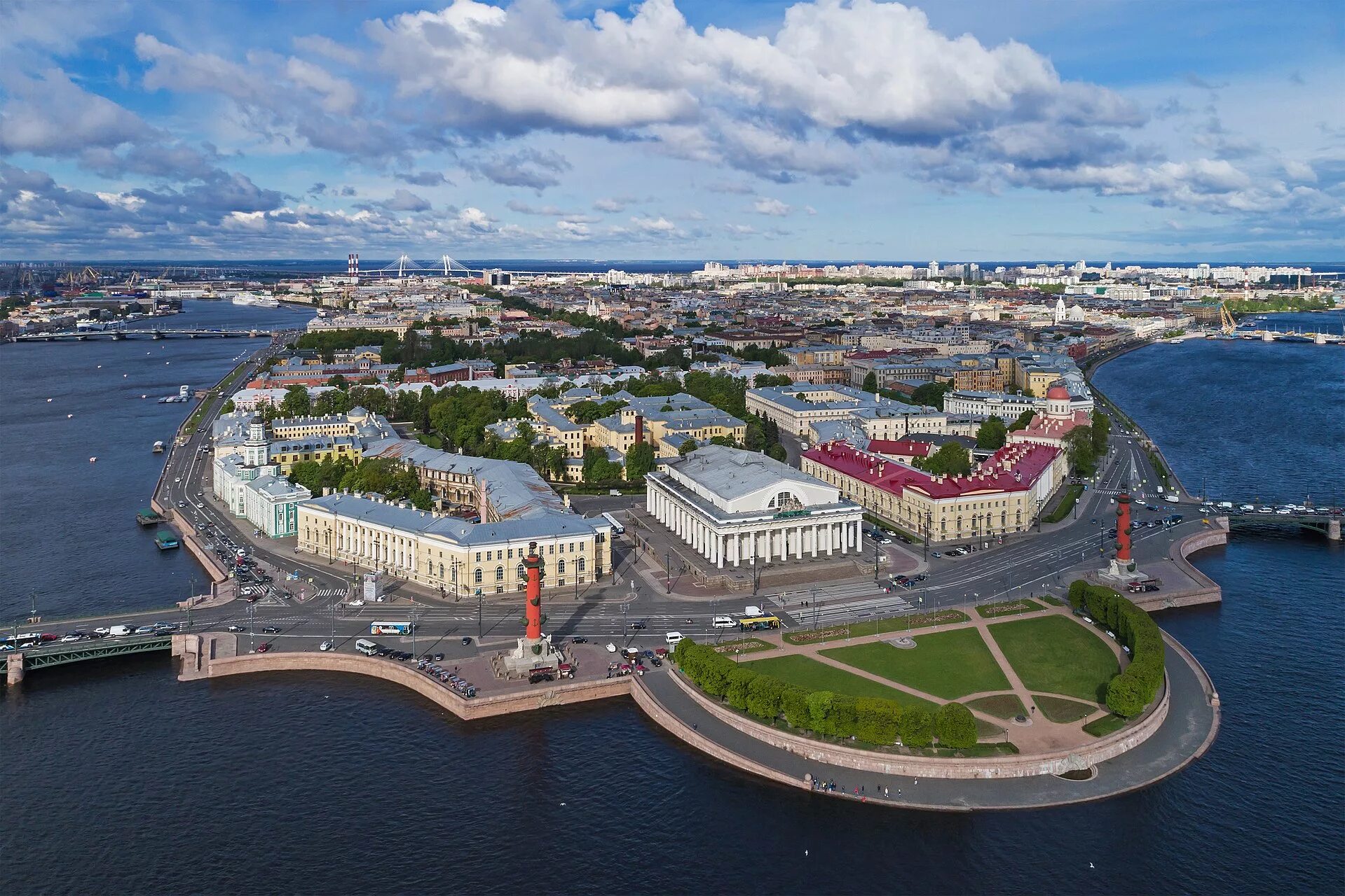 Спб что это. Стрелка Васильевского острова Санкт-Петербург. Ансамбль стрелки Васильевского острова. СПБ стрелка Васильевского острова. Васильевский остров Василеостровский район.