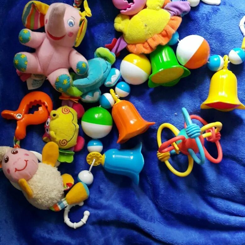 Погремушки на коляску мишки. Погремушка 326-b135. Магазин детских товаров закупает погремушки 240. Много детских погремушек. ) "happy baby".