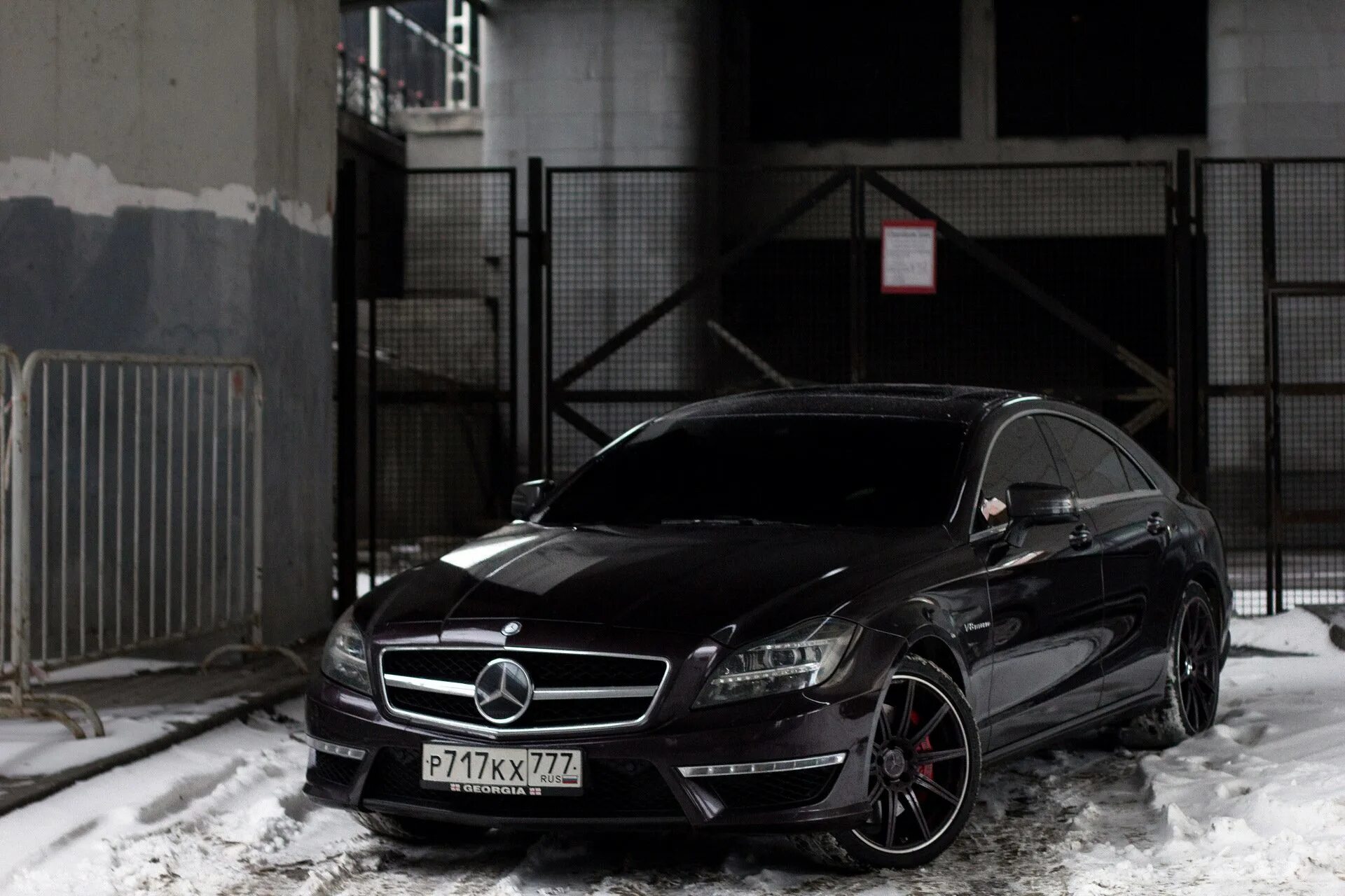 Черная 63. Mercedes Benz CLS 63 AMG. ЦЛС 63 АМГ черный. Мерседес ЦЛС 63 АМГ. Mercedes Benz CLS 63 AMG Black.