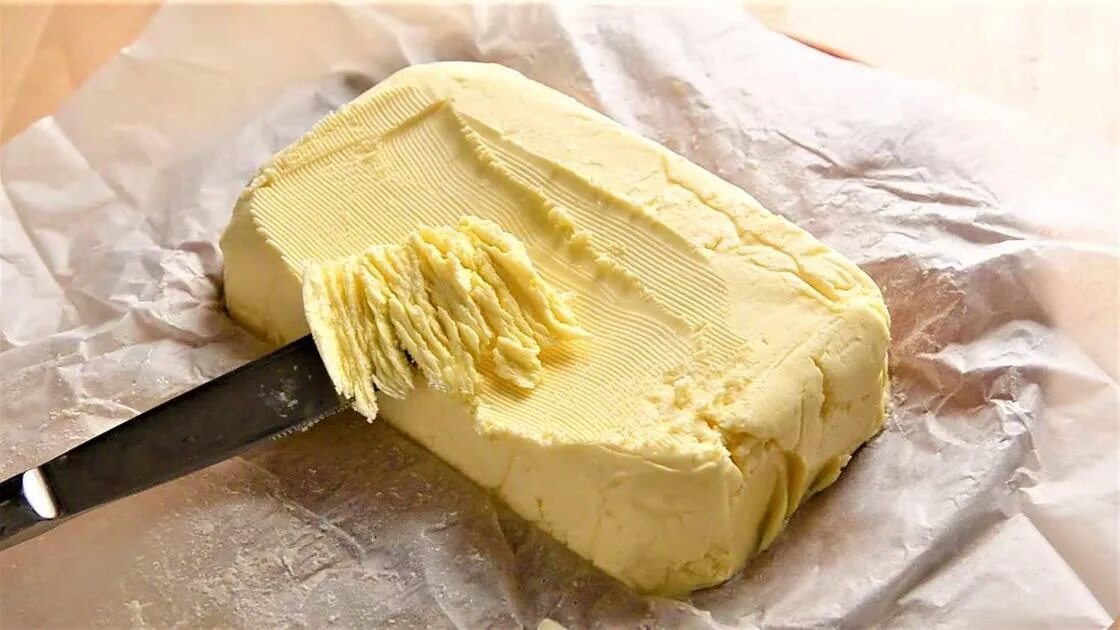 Как сделать масло вкусным. Масло сливочное. масло сливочное домашнее. масло сливочное фото. взбитое сливочное масло.