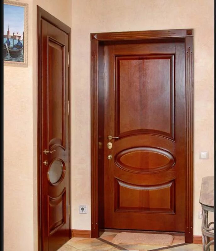 Вторая входная дверь в квартиру. Двери межкомнатные деревянные. Вторая входная деревянная дверь. Двери межкомнатные деревянные из ольхи.