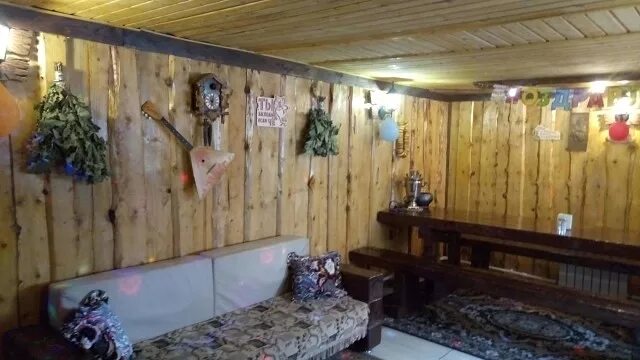 Баня в заринске. Русское подворье баня заринск фото. Баня подворье. Сауна в заринске. Сауна льва толстого.