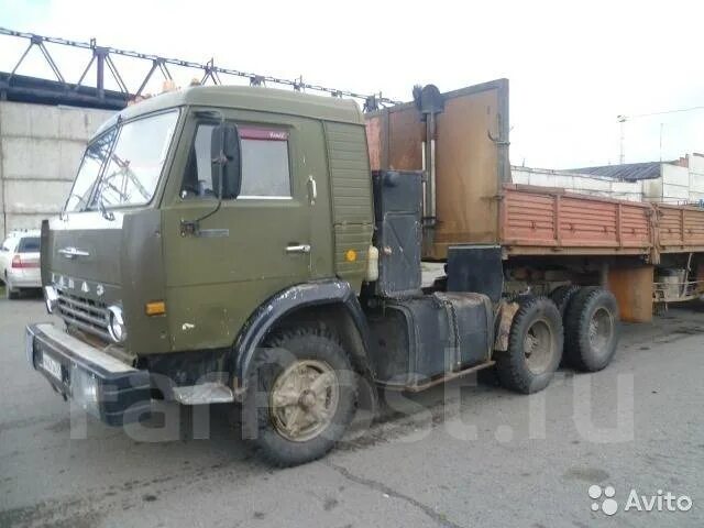 Авито красноярск камазы. Камаз новосибирская область. Камаз 55111 самосвал. Камаз 5310 самосвал. Камаз 55102 самосвал сельхозник.