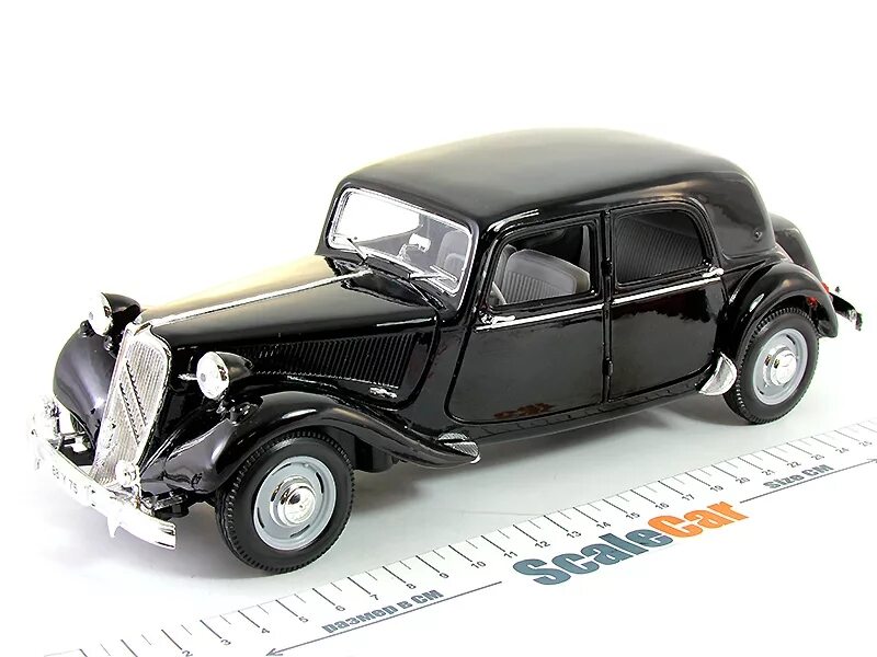 15 cv. Citroen 1/18. Машинка Ситроен игрушка 1 18 маэстро 1952. Citroen 15cv. Модели машины Citroen traction avant siku.