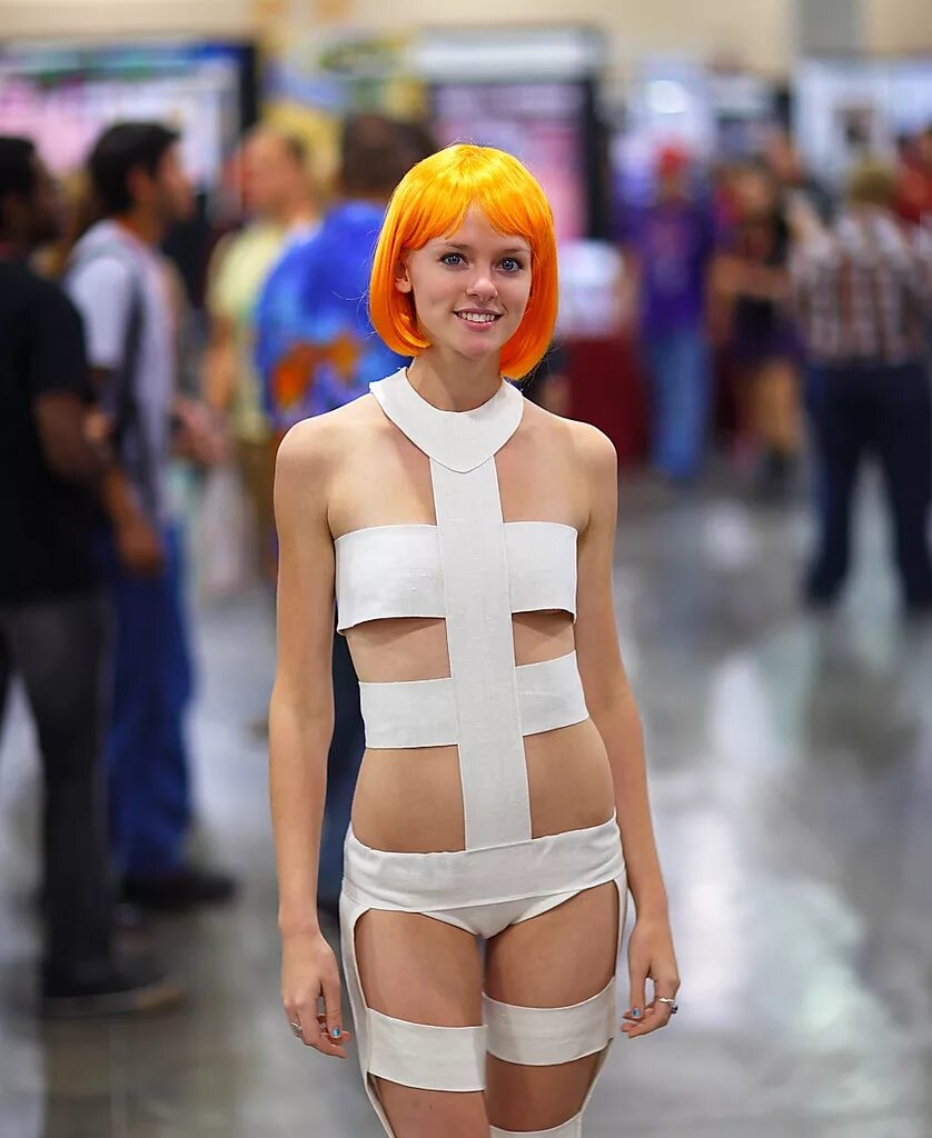 5 элемент одежда. Leeloo 5th element. lilu 5th element. комикон лилу даллас. одежда лилу пятый элемент.