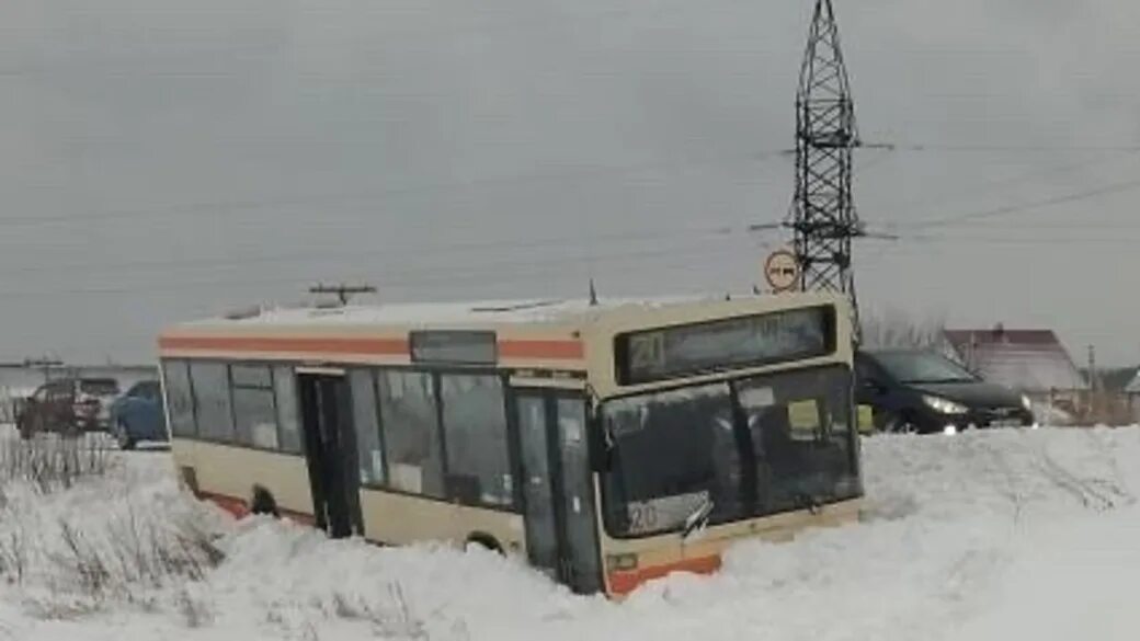 Автобусы аварии Барнаул. Барнаульский автобус. Барнаул автобусы ДТП Барнаул.