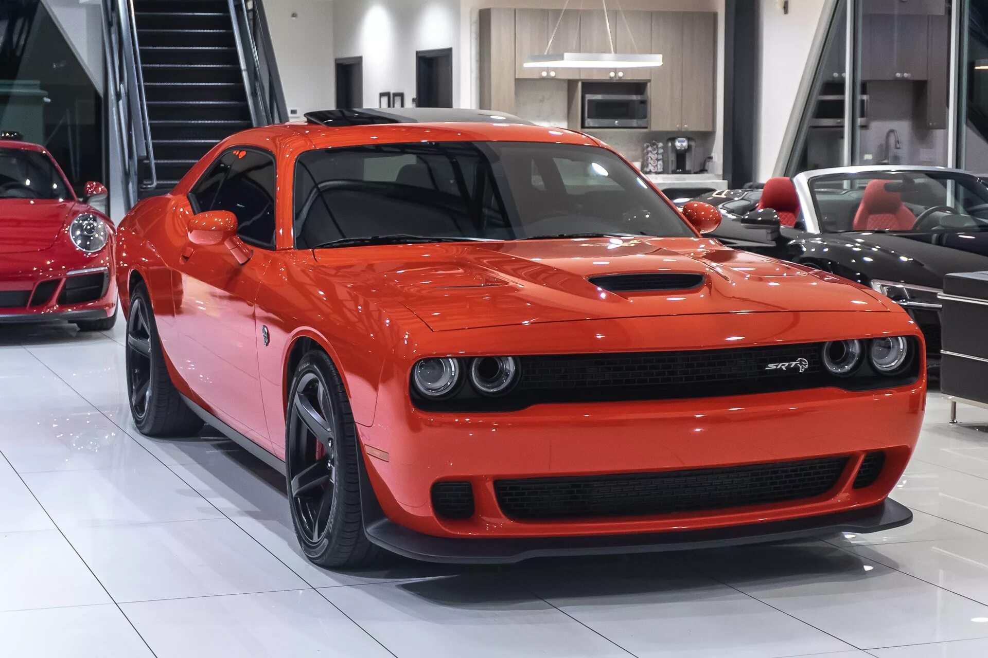 Додж челленджер хелл кет. Dodge challenger hellcat 2021. Hellcat характеристики. Hellcat характеристики. Dodge challenger hellcat 2015.