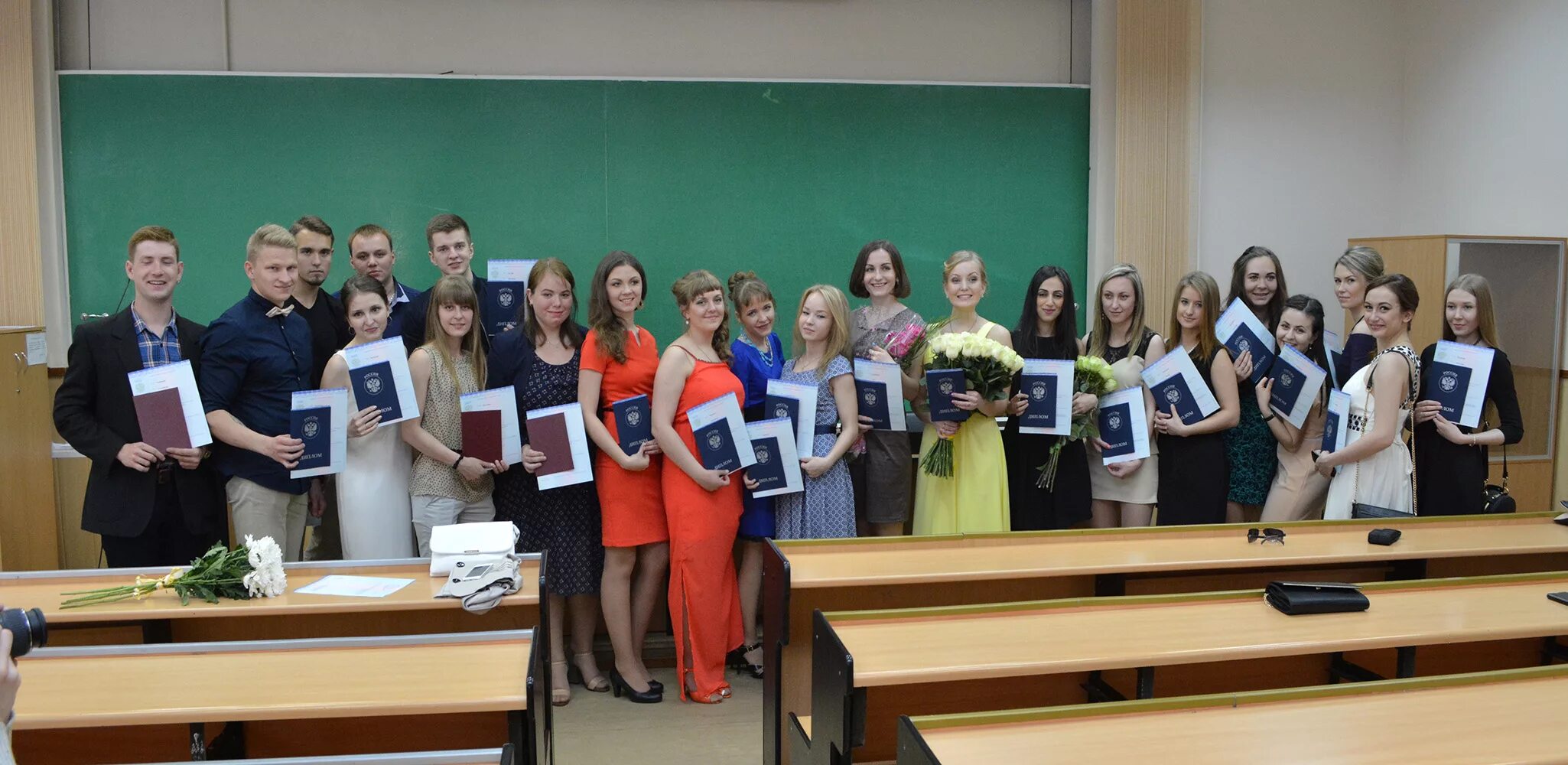 Котюрова руфина иосифовна. Петргу филологический факультет. Петргу преподаватели. Петргу преподаватели. Пашкова ольга васильевна петргу.