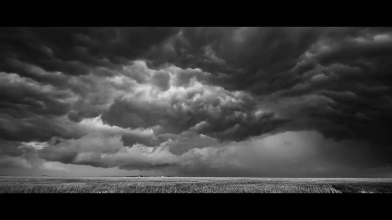 Look at those clouds. Пепельное небо. Пепельные небеса. Пепельное небо арт. Пепельное небо фото.