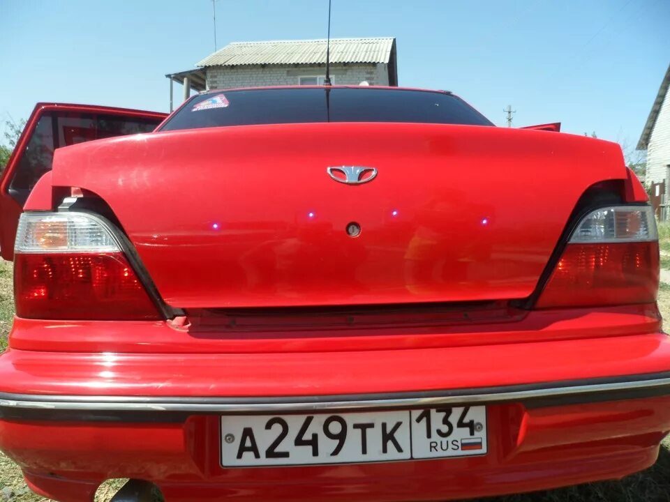 Снял накладку с крышки багажника - Daewoo Nexia, 1,5 л, 2007 года стайлинг DRIVE