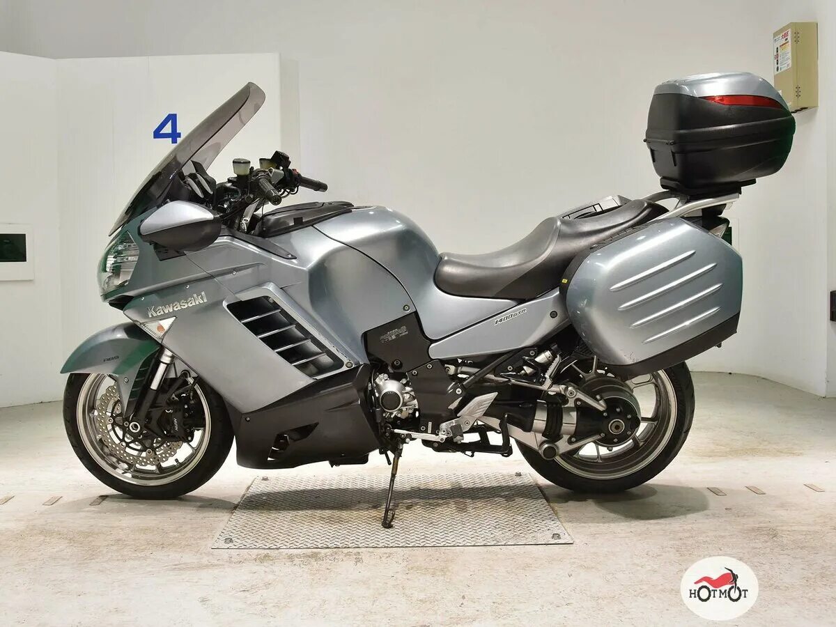 Кавасаки gtr 1400. Kawasaki GTR 1400. Мотоцикл Кавасаки GTL 1400. Kawasaki GTR 1400 цвета. Kawasaki GTR 1400 Smoke.