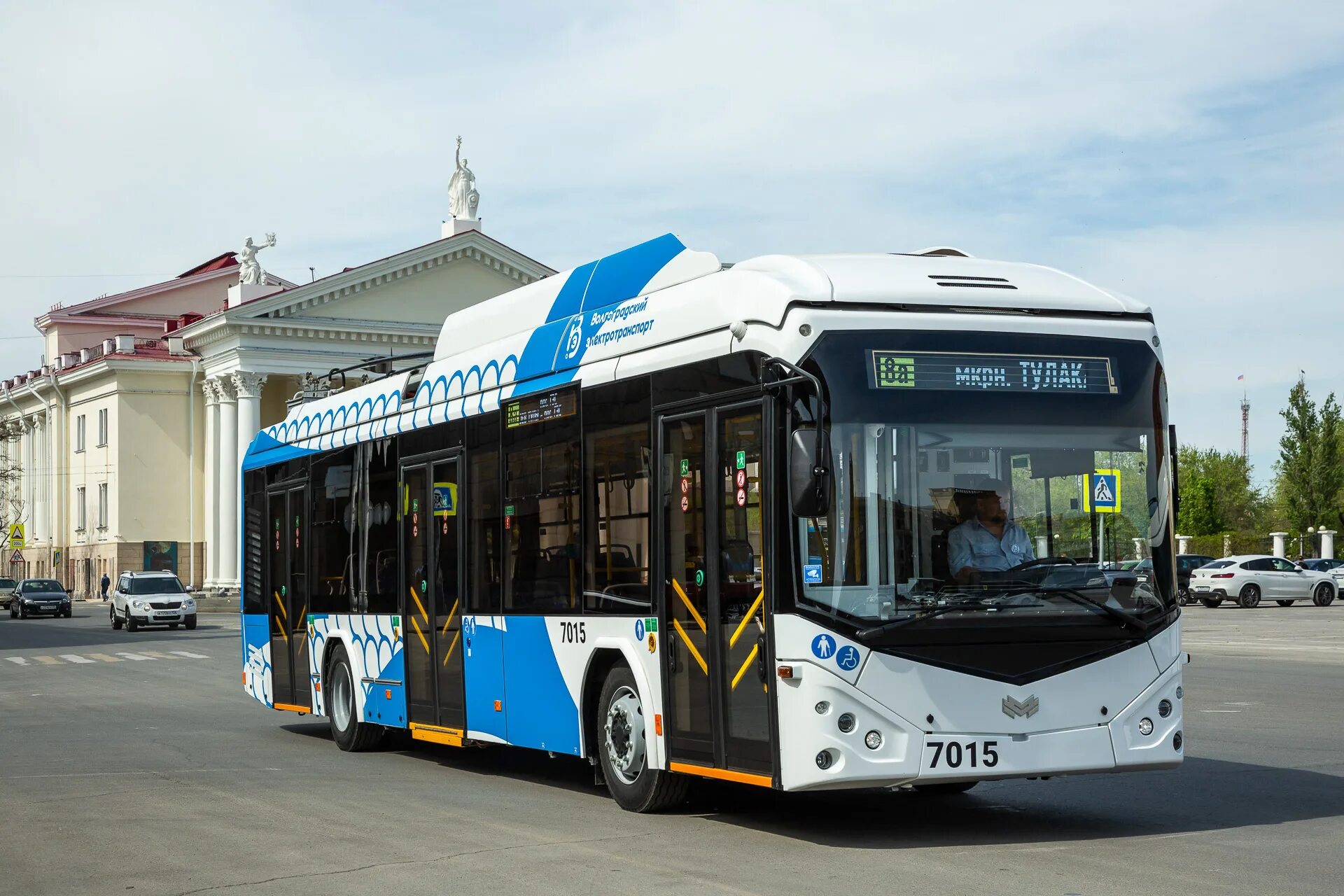 Новый автобус 2023. Троллейбус 2022. Троллейбус 2023 год. Троллейбусы МАЗ 2023. Троллейбус 8.