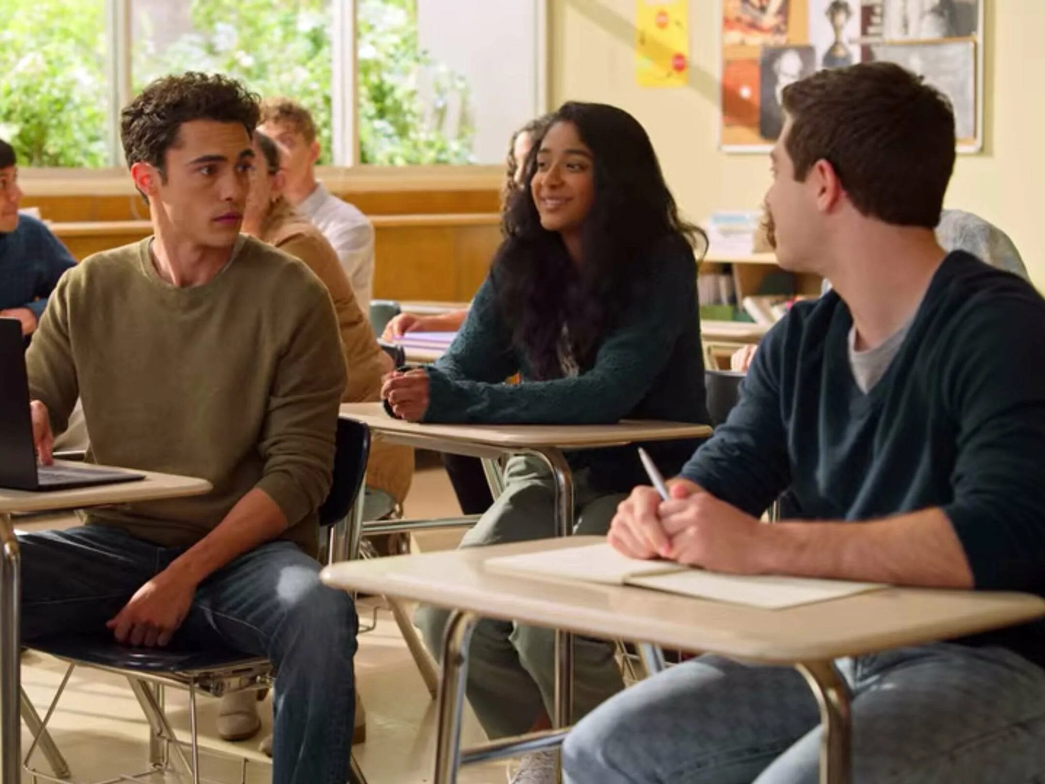 Я никогда не сериал деви. Ever 2020. Ever 2020. Сериал с 2020 г. Ever 2020.