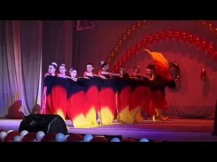 Танец огоньков в детском саду