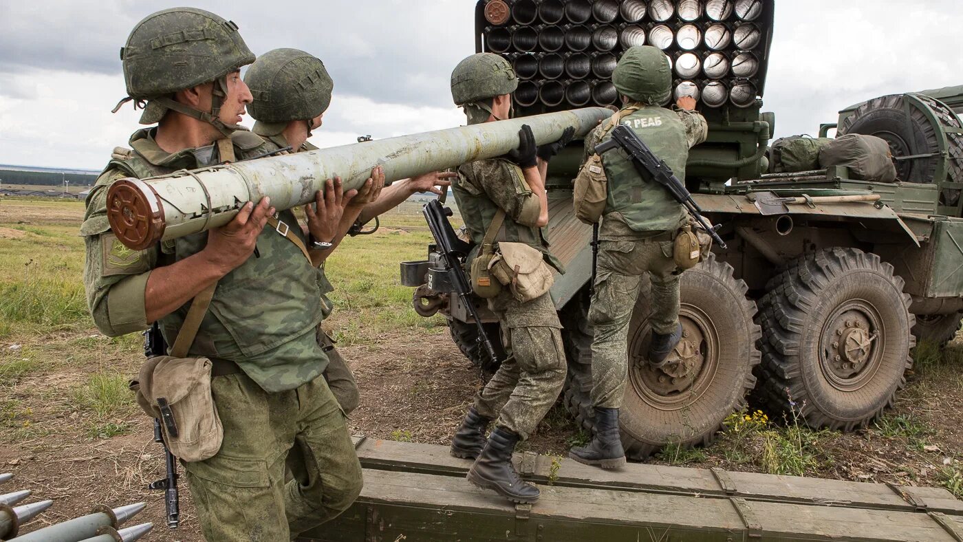 Ракетные войска и артиллерия РФ. Войска артиллерии вс РФ. Ракетные войска и артиллерия р. Военный артиллерист.