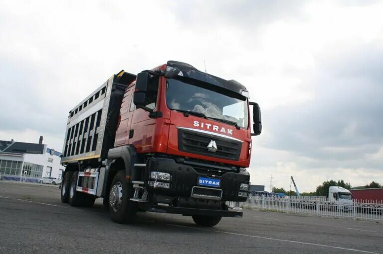 Ситрак 24 года. Sitrak c7h седельный тягач. Тягач man sitrak zz4256v364he. Sitrak c7h седельный тягач. Sitrak c7h тягач 2022.