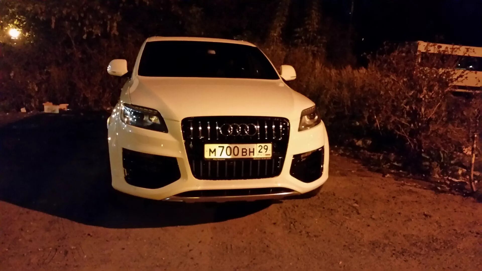 Фары q7 рестайлинг. Audi q7 рестайлинг фара. фара ауди q7 2025. фара audi q7 v12. ауди q7 2025 фары.