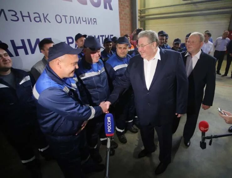 Завод в рузаевке. Стекольный завод рузаевка. рузаевский стекольный завод мордовия. рузаевский стекольный завод директор.