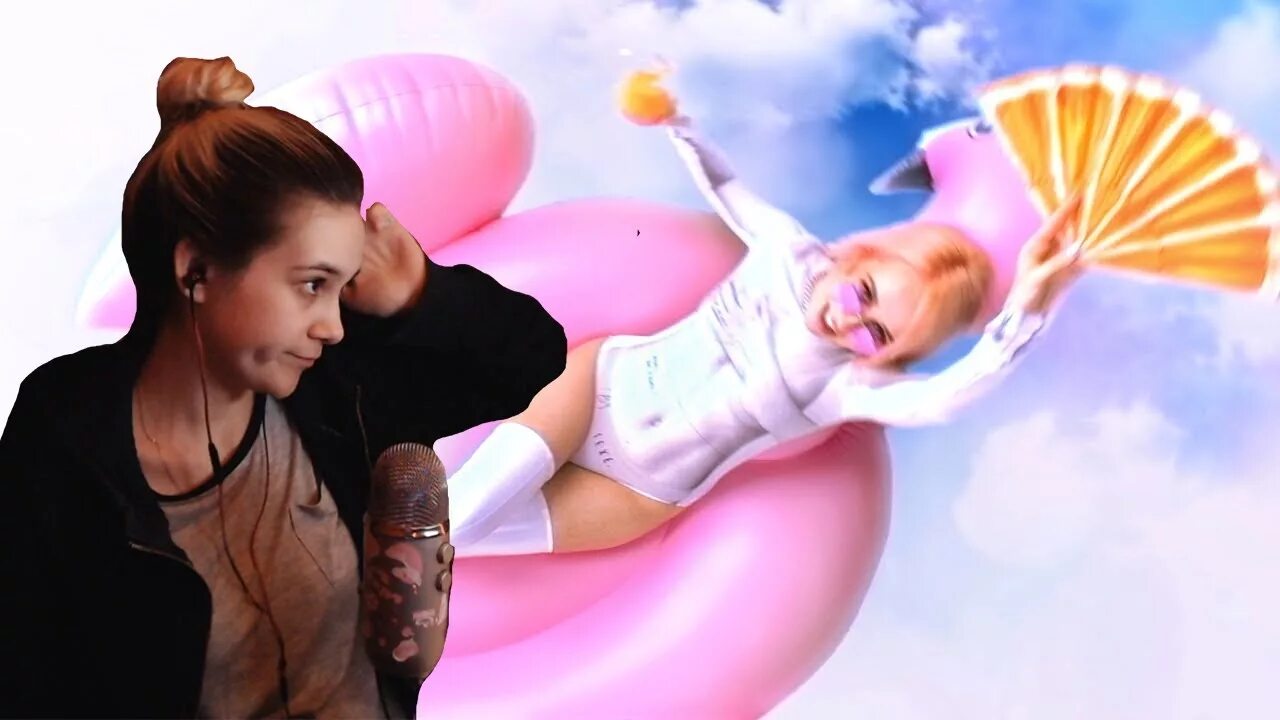 Клип клава чат. Клава Кока - покинула чат (премьера клипа, 2020) 6+. Клава Кока покинула. Клава Кока покинула чат клип. Клава Кока чат.