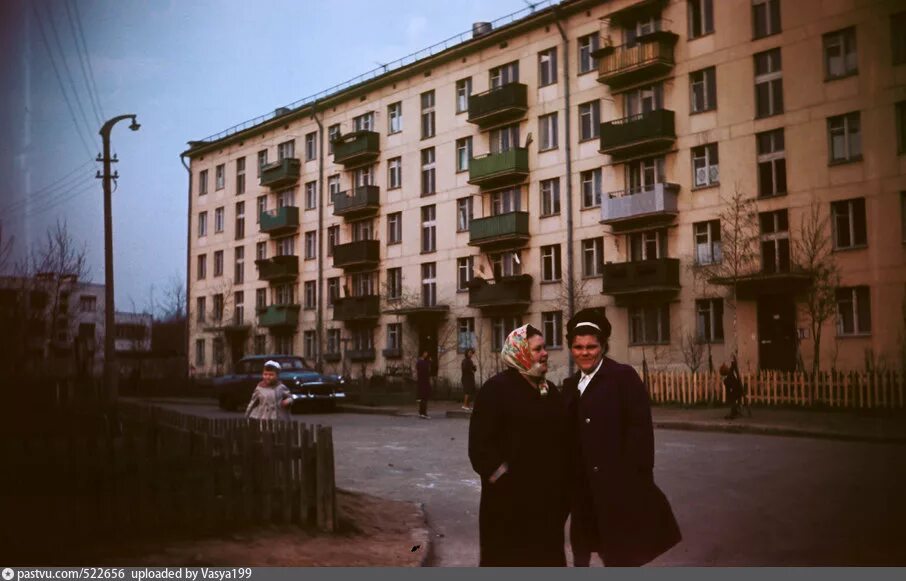 Урицк спб 1960г. Школа-интернат 2 г. Дома 1969 года. Пятиэтажка ссср. Улица энтузиастов челябинск старые фото.